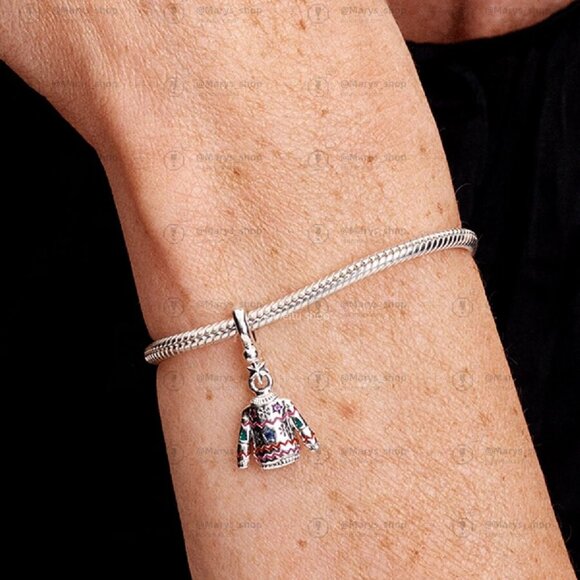 Pandora Christmas Sweater Dangle Charm - Picture 2 of 2